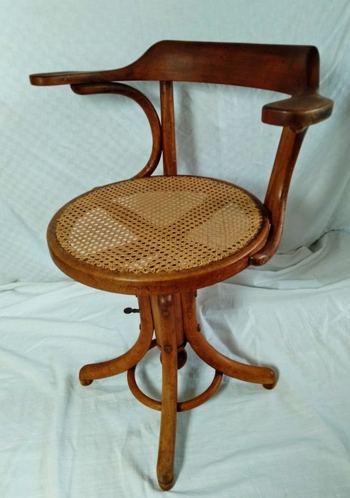 Thonet - Drehstuhl Wiener Geflecht Typ 233 aus Bugholz Design und Vintage Vintage Möbel, gebraucht gebraucht kaufen  