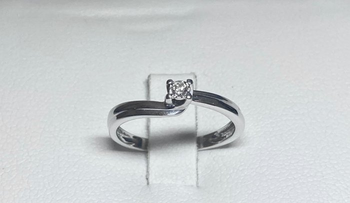Preview of the first image of Bliss - 18 kt. White gold - Ring - 0.10 ct Diamond.
