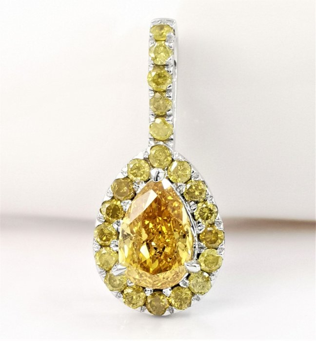 0.61 ct fancy vivid yellowish orange & fancy yellow diamond designer pendant - 14 kt. White gold - Pendant - 0.61 ct Diamonds - Diamonds