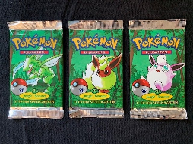 The Pokémon Company - Rare Opportunity !  A set of 3 POKEMON JUNGLE 1st Edition Boosters in Dutch ! Genuine, rare and