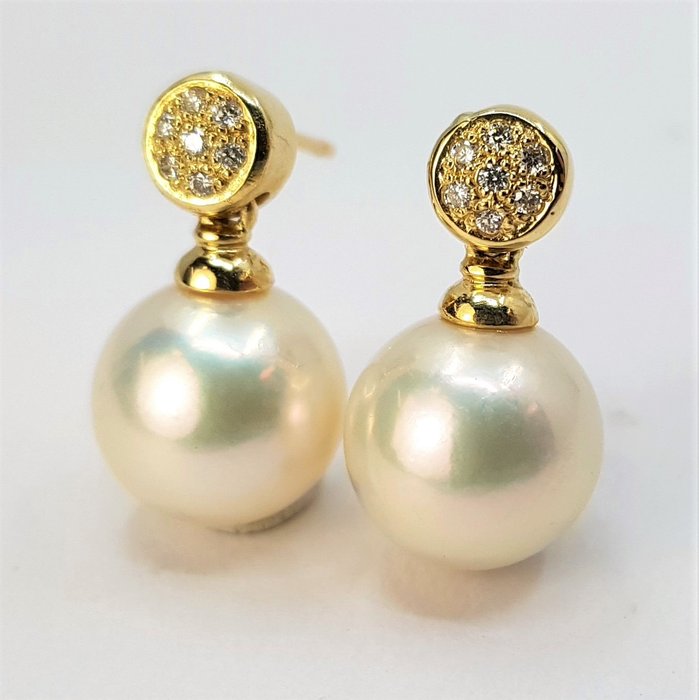 Image 3 of 10x11mm White Round Edison Pearls - 14 kt. Yellow gold - Earrings - 0.11 ct