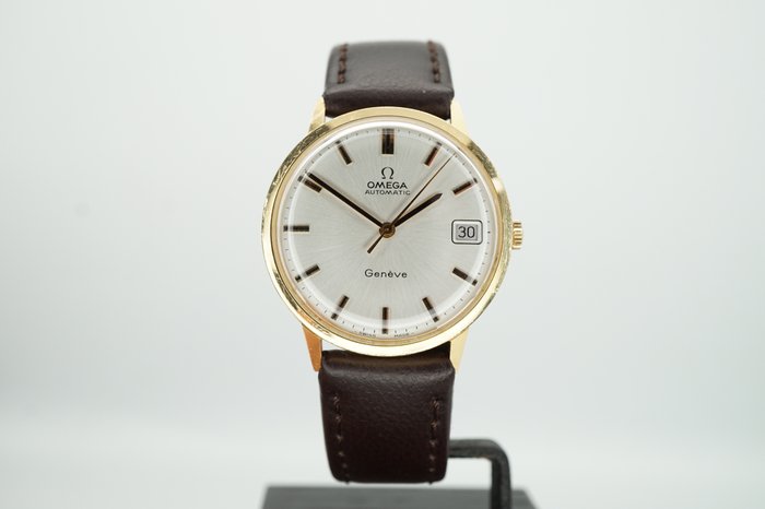 Preview of the first image of Omega - Genève 18k Gold - 162.057 - Men - 1970-1979.