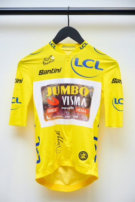 Team Jumbo-Visma Tour de France 2022 - Jonas Vingegaard - Signed yellow jersey + Certificate of Authenticity