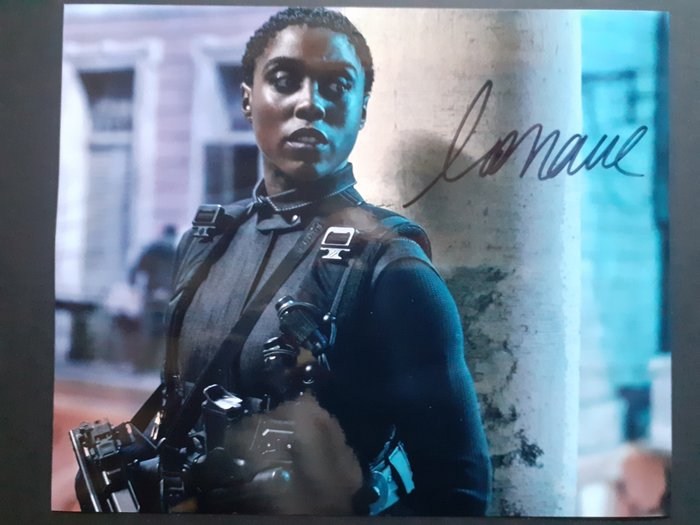 James Bond 007: No Time To Die - Lashana Lynch "Nomi" - Autograph, Photo, Signed with Certified Genuine b´bc holographic COA