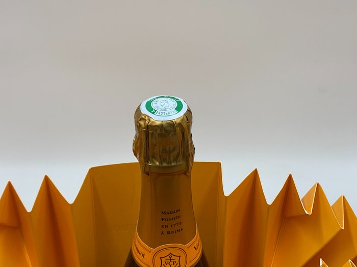Veuve Clicquot, Carte Jaune Ice Box - Champagne Brut - 3 - Catawiki