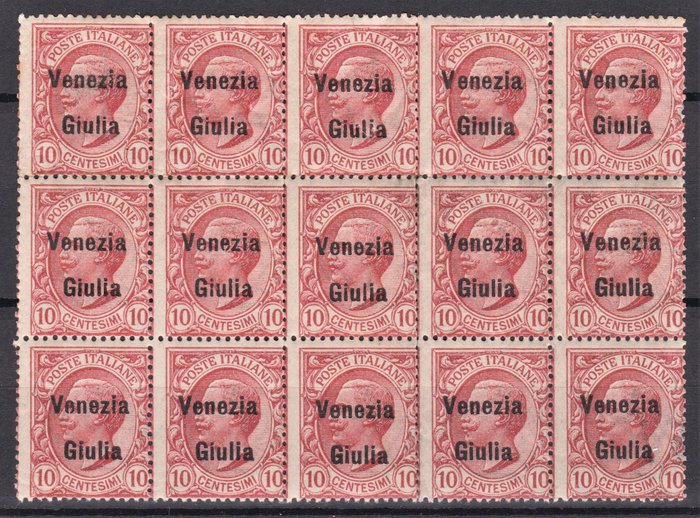 Italia - Venezia Giulia 1918/1919 - Terre Redente Venezia Giulia, blocco di 15 esemplari del 10 c. rosa