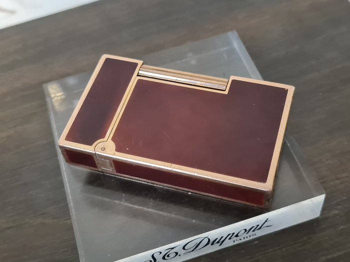 S.T. Dupont - Line 2 - Accendino tascabile cinese laccato finto legno placcato oro Accessori usato  