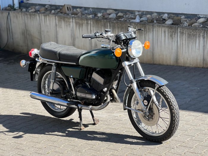 Gebraucht, Yamaha - RD 350 - 1973 Oldtimer Motorräder und Motorroller Oldtimer Motorräder gebraucht kaufen  