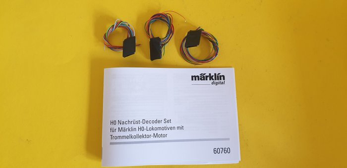 Märklin H0 - Aus Set 60760 - Electrónica (3) - 3 decodificadores digitales