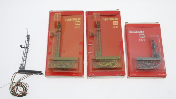 Fleischmann H0 - 6200/6205 - Toebehoren - 4-delig seinkavel met hoofd-armsein en voorsein, alle met elektrische aandrijving