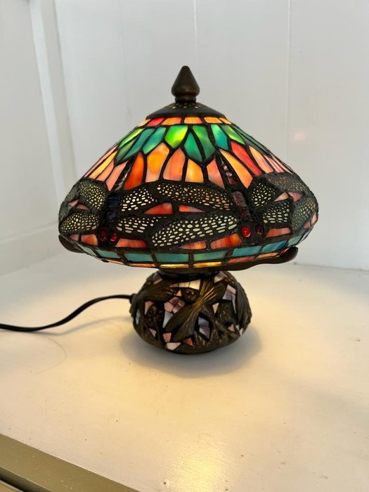 Tiffany style tafellamp - Lampada da tavolo (1) - Art Déco - Vetro legato a piombo Oggetti usato  