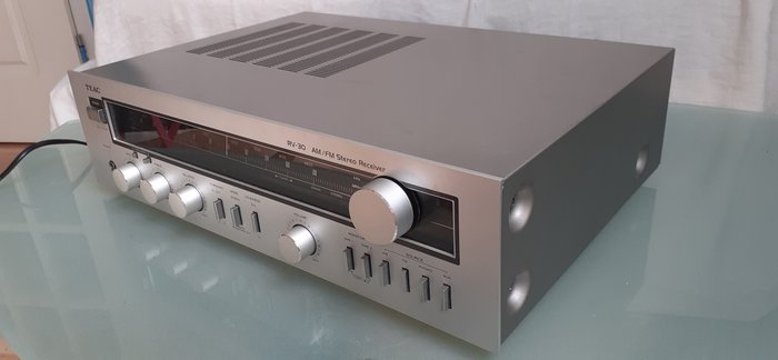 TEAC - RV-V30 - Stereo receiver