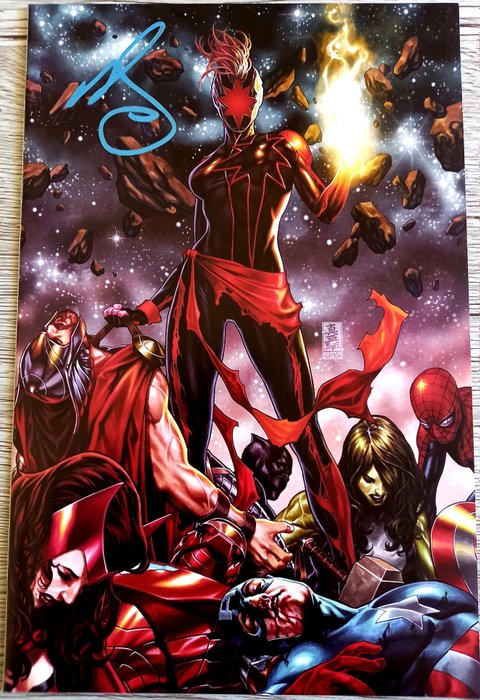 Captain Marvel #12 RATIO 1:100 Key Issue : "1st Cameo App Vox Supreme" - Signed by artist Mark Brooks  !! With COA !! MOVIE SOON ....