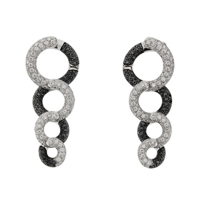 Preview of the first image of 18 kt. White gold - Earrings - 1.90 ct - Diamonds.