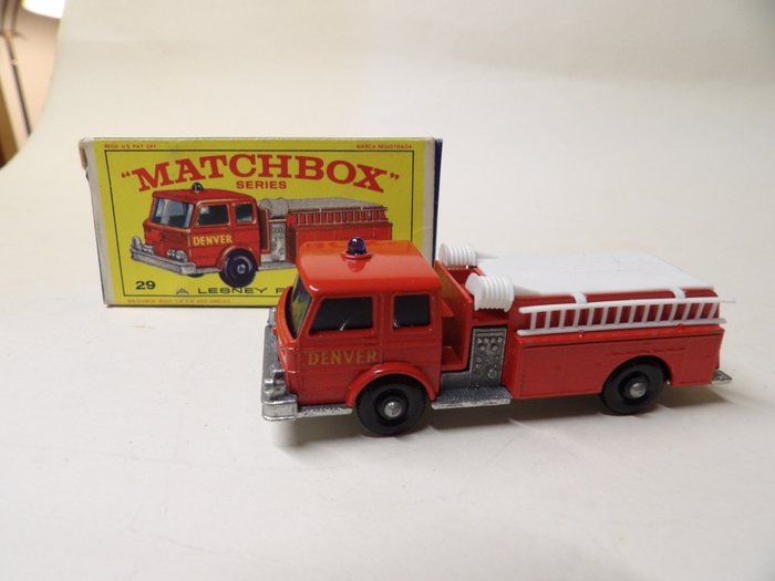 Matchbox - 1:100 - Fire Dumper Truck - nr. 27C