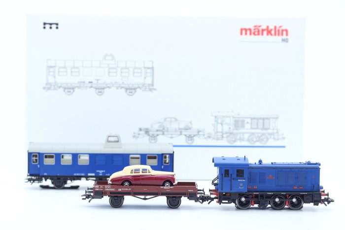 Märklin H0 - 28502 - Train set - V36 and passenger wagon and low box wagon with Rolls-Royce model car - Royal Corps of Transportation