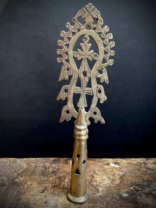 Lalibela - Silverplated Coptic processional cross from Ethiopia - 34 cm - Alloy of silver,, used for sale  