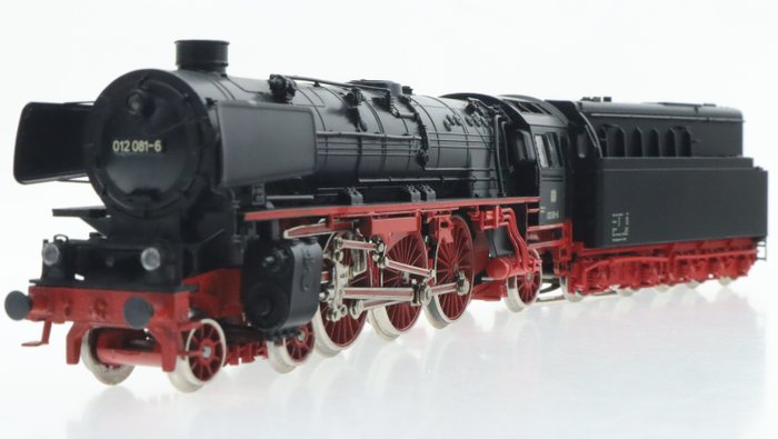 Märklin H0 - 3310 - Locomotive à vapeur avec wagon tender - BR 012 cuisson au fioul - DB