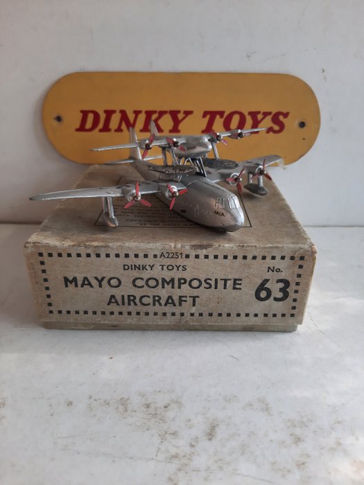 Dinky Toys - ref. 63 Mayo Composite Aircraft - diverse