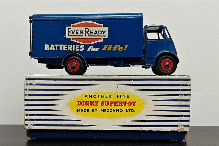Dinky Toys - 1:43 - Guy Van ref. 918 "Ever Ready" - Made in England - No Reserve Price
