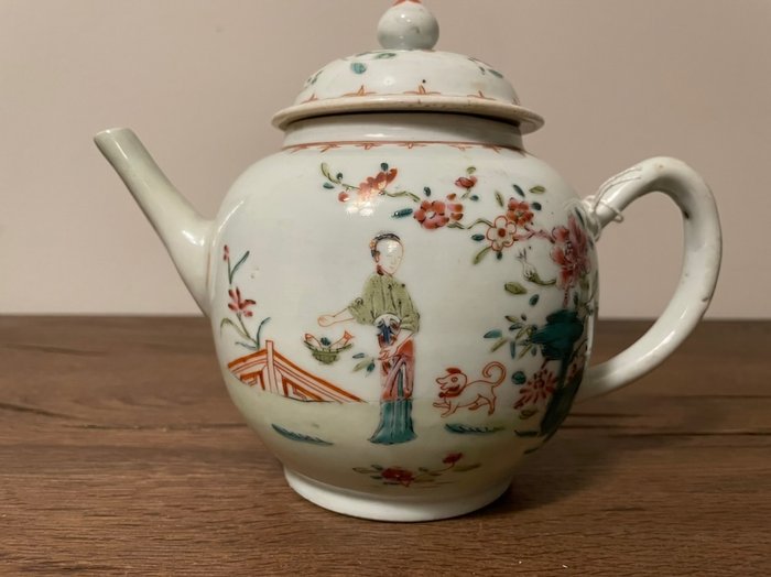 Teapot (2) - Porcelain - China - Qianlong (1736-1795)