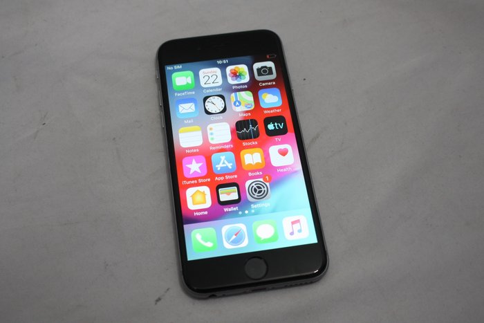 Apple iPhone 6 - 32GB - Modello A1586 - Con cavo Lightning - Con una buona batteria Videogiochi usato  