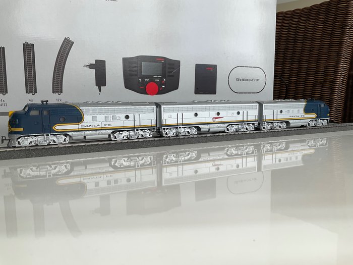 Märklin H0 - 3362 - Diesellokomotive - EMD F7A- und B-Einheiten, 3 Teile - Santa Fe