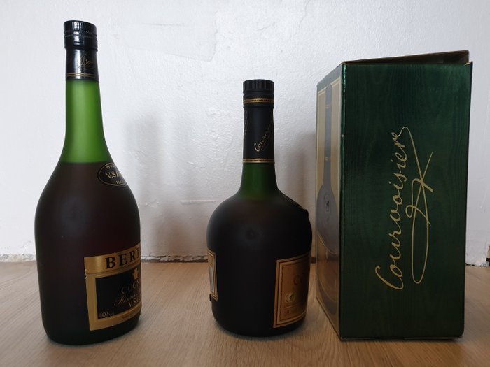 Courvoisier, Bertel - VSOP Cognac - b. Jaren 1980 - 0,7 Liter - 2 flessen
