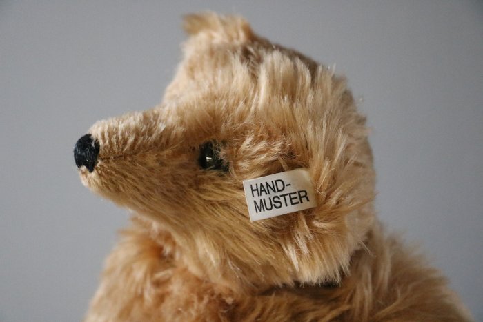Preview of the first image of Steiff - extreem zeldzaam - hand monster - Teddy bear production bear Steiff - 1980-1989 - Germany.