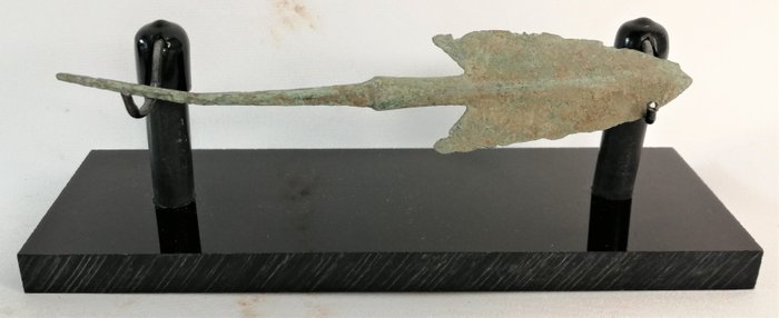 Ancient Bronze Smaller arrowhead - (30×5×152 mm)