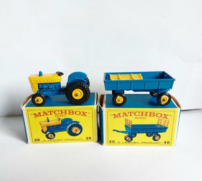 Matchbox - 1:64 - Ford Tractor & Hay Trailer ref. 39, 40 - Tractor & trailer + original boxes