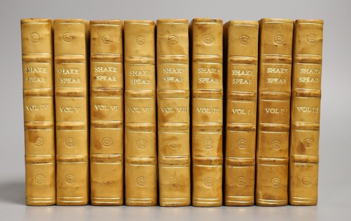 William Shakespeare - The Works of Shakespeare in Nine Volumes With a Glossary - 1744