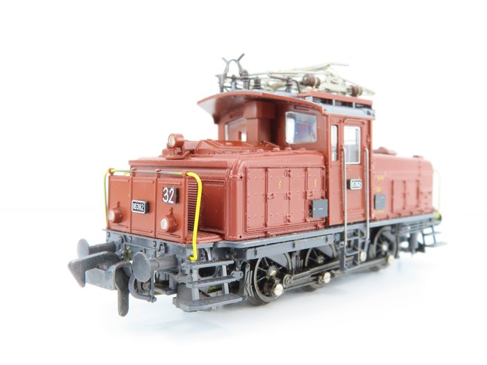 Roco H0 - 43529 - Locomotive électrique - Série Ee 3/3 - SBB