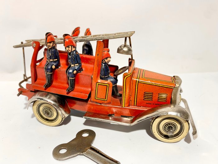 Fischer - Giocattolo del penny dell'autopompa antincendio "Feuerwehrwagen 10,2" - 1920-1929 - Germania