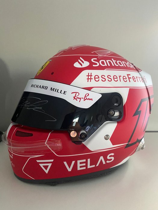 Ferrari - Formula Uno - Charles Leclerc - 2022 - Replica helmet