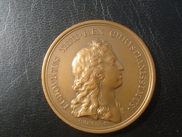 France. Bronze medal "Louis XIV, La citadelle de Marseille 1660"