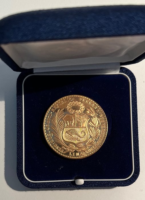 Peru. 100 Soles 1964 (Lima) 'Seated Liberty' 46,8 gram 900/1000 gold