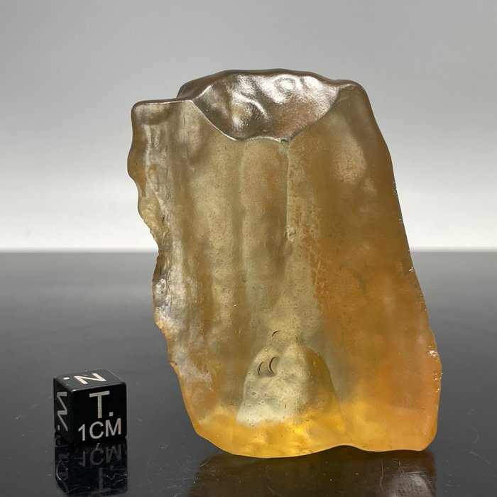 cristallo dalla Libia Tectite, con cristobalite - 90 g