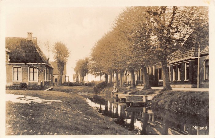 Nederland - Friesland - oude en zeer oude dorps-/stadsgezichten - Ansichtkaarten (Collectie van 51) - 1900
