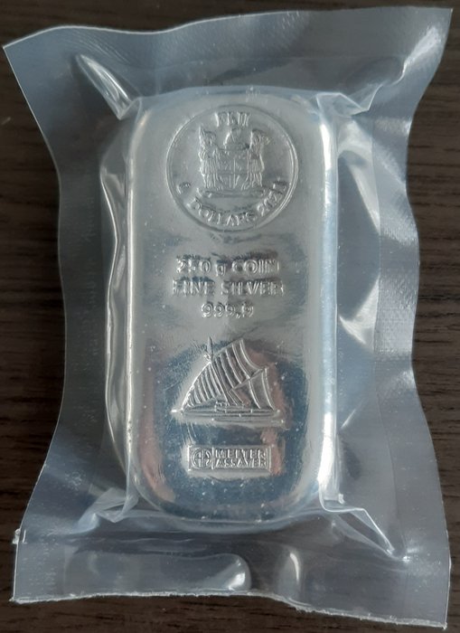 Fidji. 1 Dollar 2021 (muntbaar van 250 gram zilver 999,9/1000))