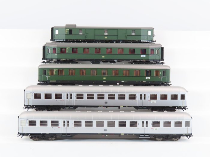 Märklin H0 - 42269 - Passenger carriage set - 5-piece express train carriage set, with certificate - DB