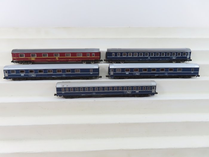 Roco, Arnold N - 24265/3642 - Passagiersrijtuig - 5x 4-assige sneltrein-slaaprijtuigen - DB, TEN (Trans Euro Nacht)