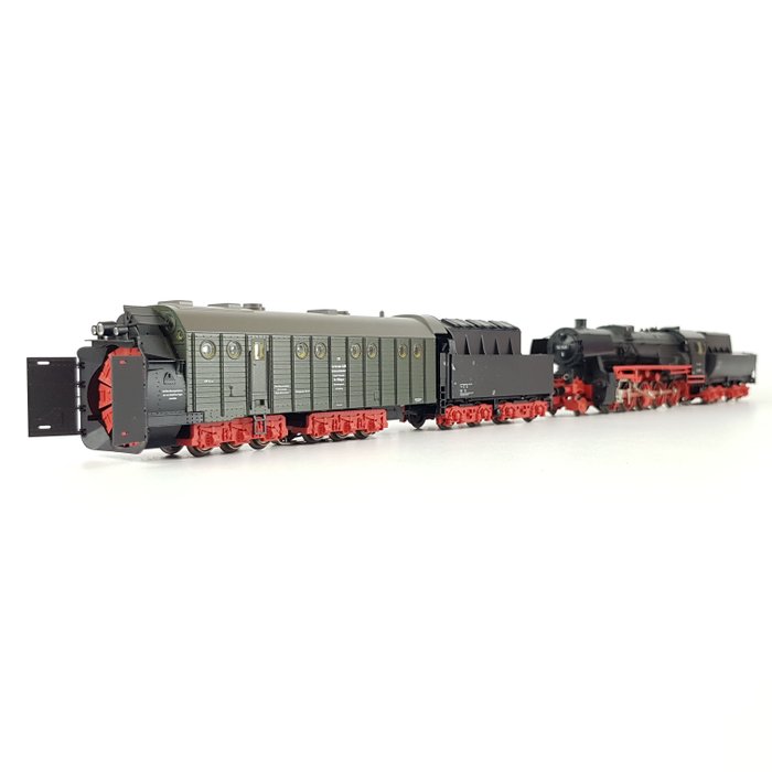 Märklin H0 - 26830 - Steam locomotive with tender - BR 52, with steam snowblower - DB