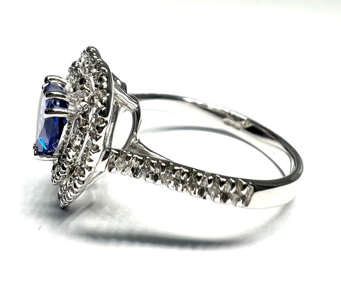 Image 2 of 18 kt. White gold - Ring - 2.00 ct Sapphire - Diamonds
