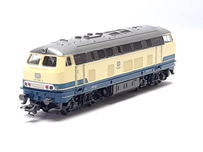 Märklin H0 - 3374 - Diesel locomotive - BR 216, Delta - DB