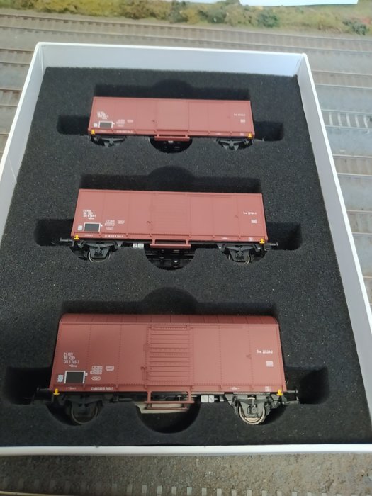 B-models H0 - Goederenwagenset - 3-delige set, Modelspoormagazine actie 2014 - NMBS SNCB
