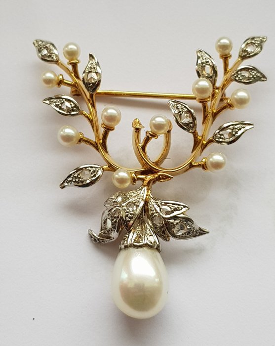 Preview of the first image of 18 kt. Platinum, Yellow gold - Brooch Natural Pearl - Diamonds.