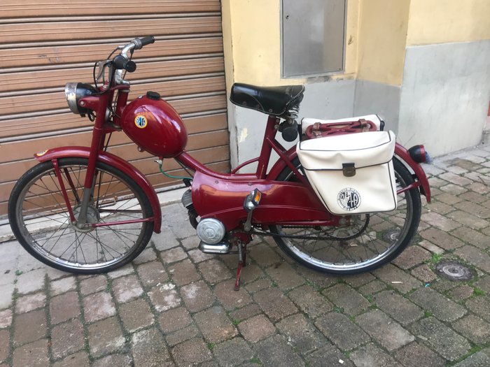 Preview of the first image of Beta - Lucciola - 50 cc - 1958.