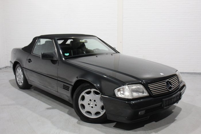 Preview of the first image of Mercedes-Benz - SL 320 - 1993.