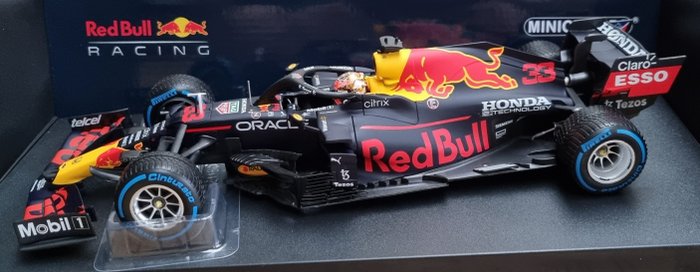 Image 2 of MiniChamps - 1:18 - Red Bull Racing Honda RB16B #33 Max Verstappen - Winner Belgian GP - Limited Ed
